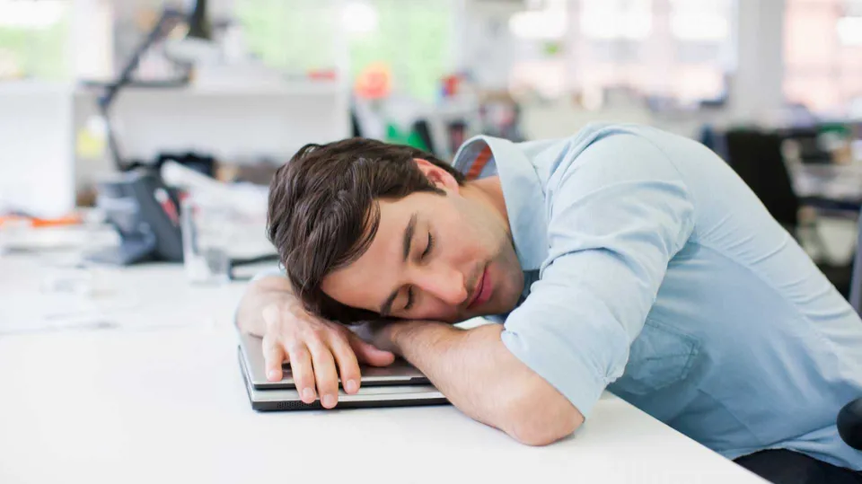 How to Sleep at Work Comfortably? 12 Effective Tips